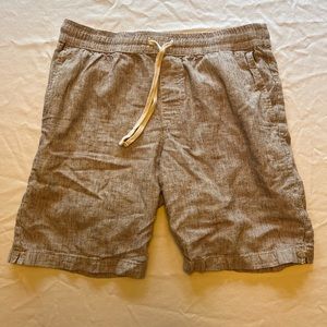 Banana Republic 9” Easy Shorts Men’s Size Small brown/white pines tripe